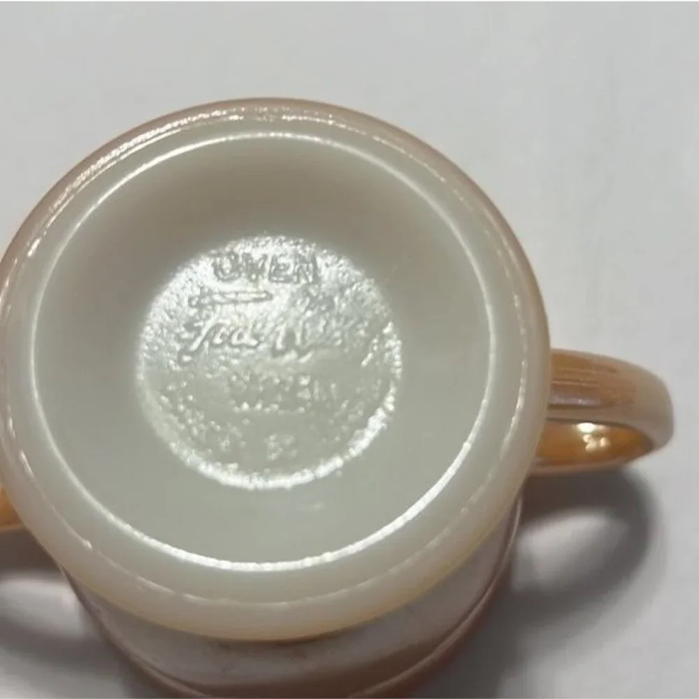 Vintage Fire-King Peach Lustre Creamer & Sugar Set With Laurel Pattern - Picture 5 of 8